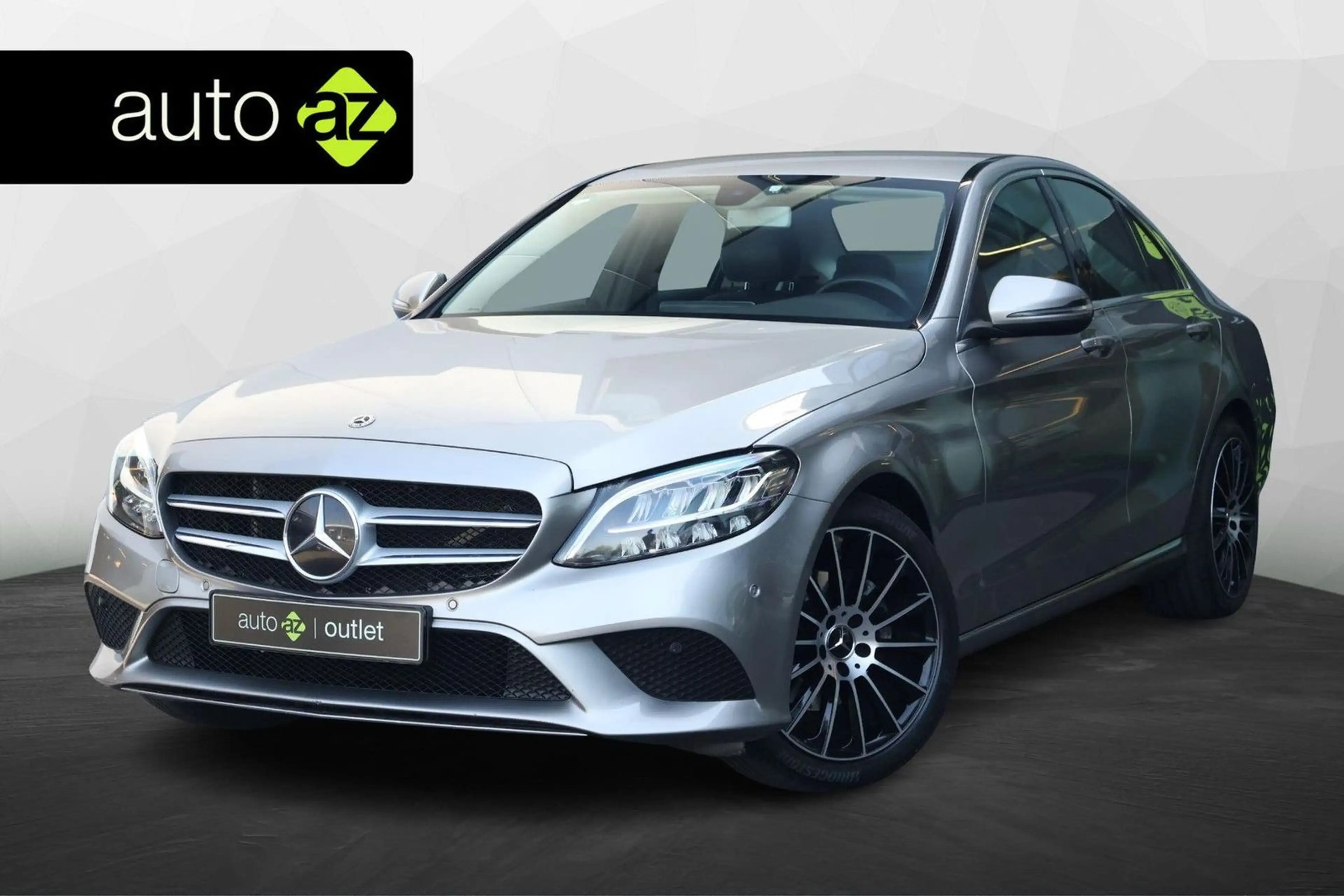 Mercedes-Benz C 200 d / Apple Carplay / AHK / kamera