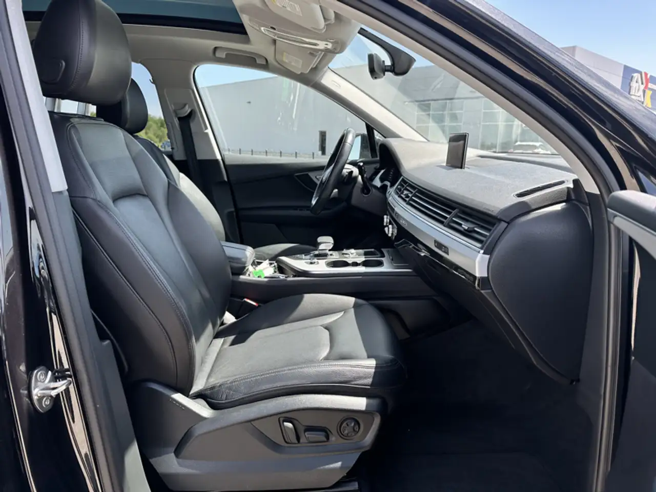 Audi Q7 снимка Audi Q7