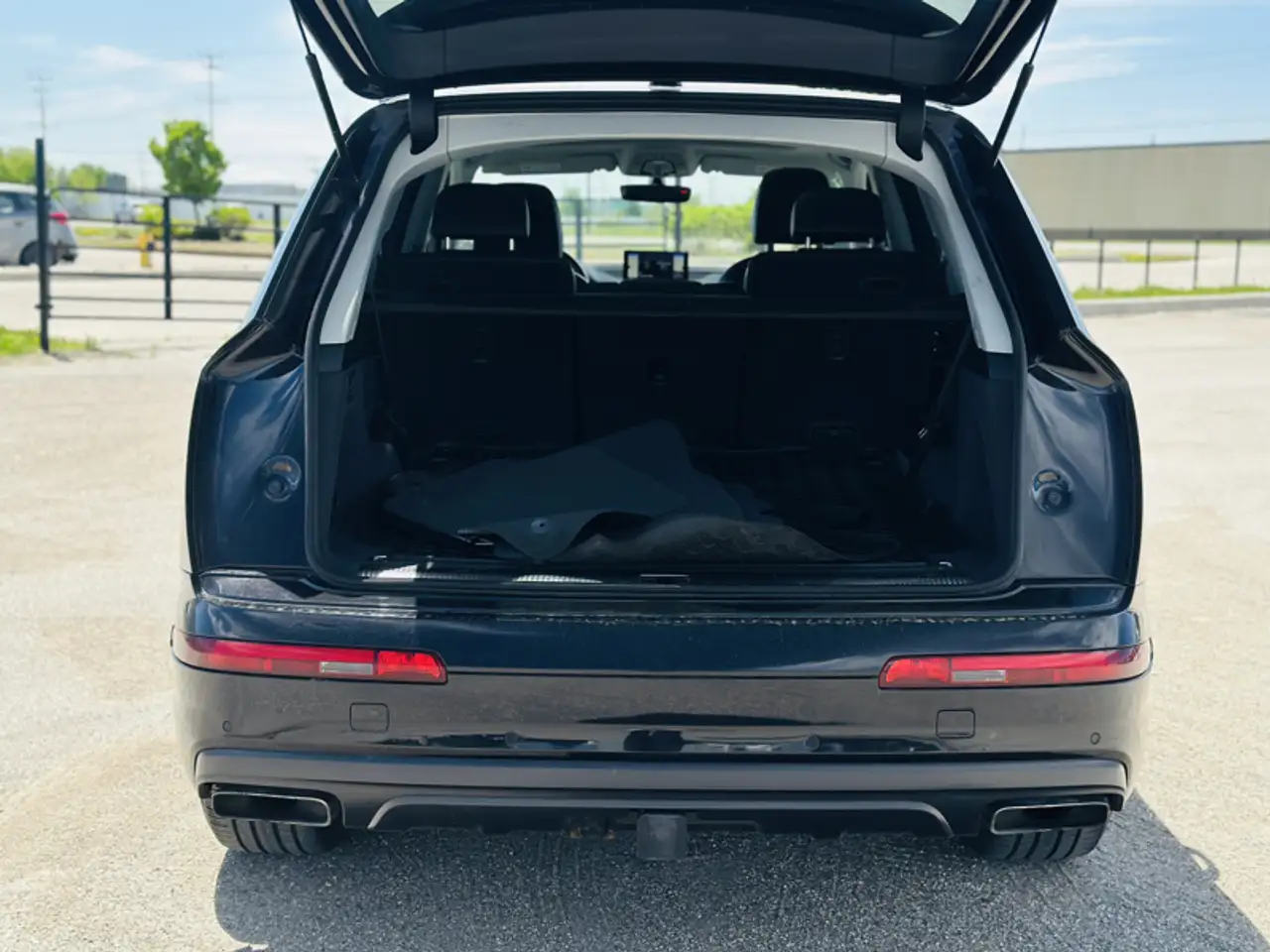Audi Q7 снимка Audi Q7