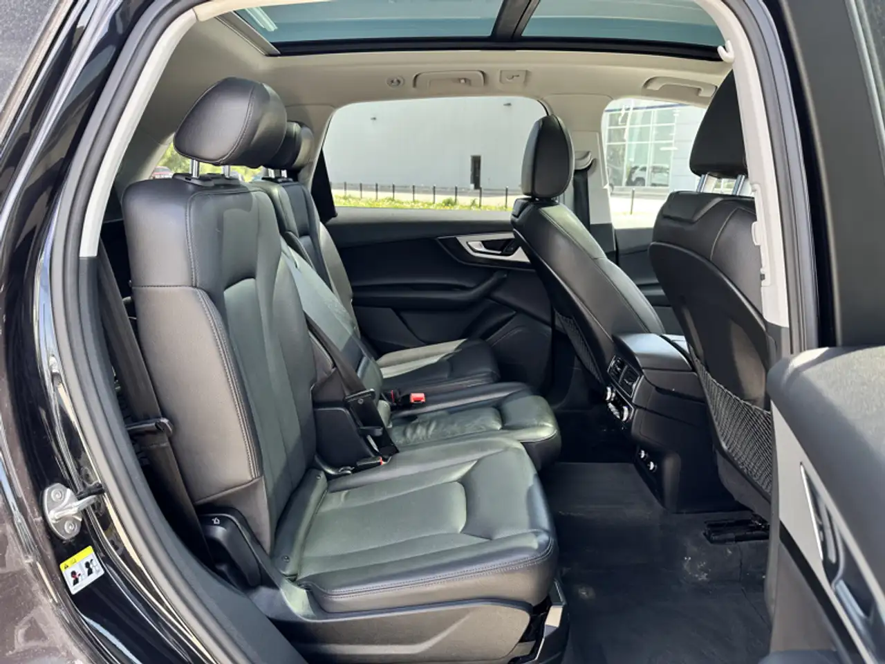 Audi Q7 снимка Audi Q7