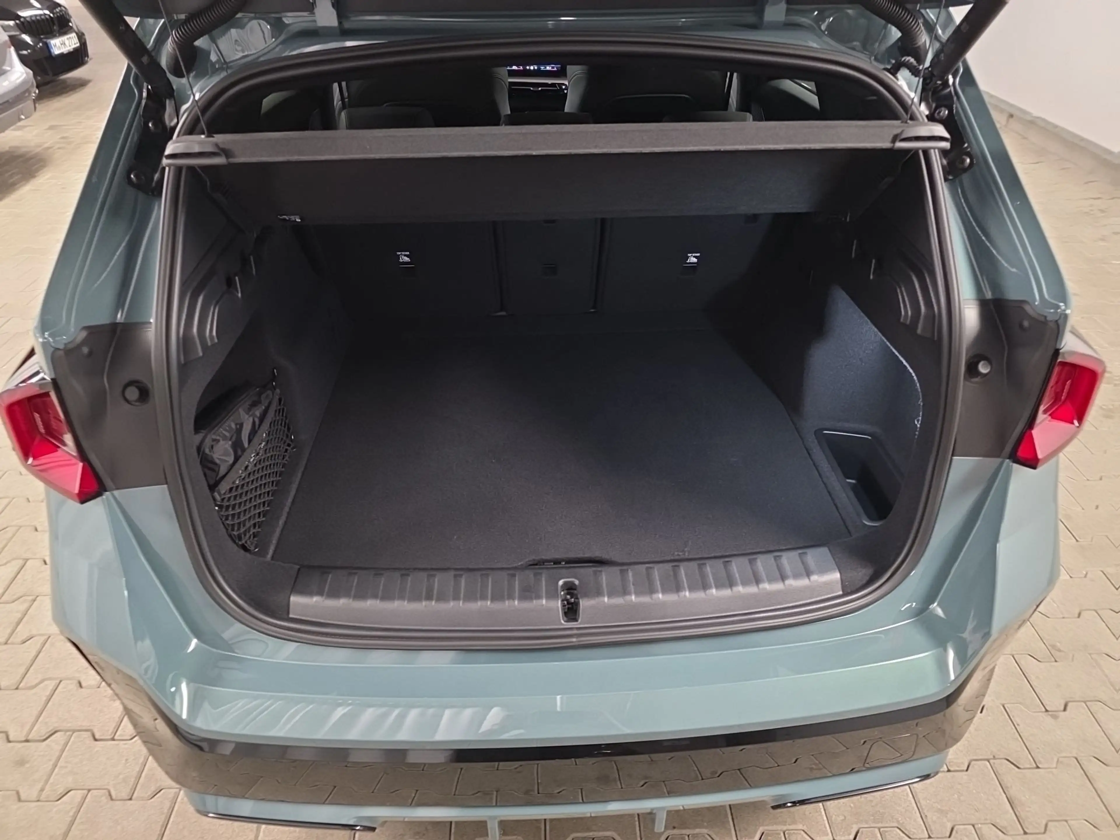 BMW iX 1 xDrive30 M-Sport-Pro*Aktivsitz*HeadUp*19"*Drivin — photo 12