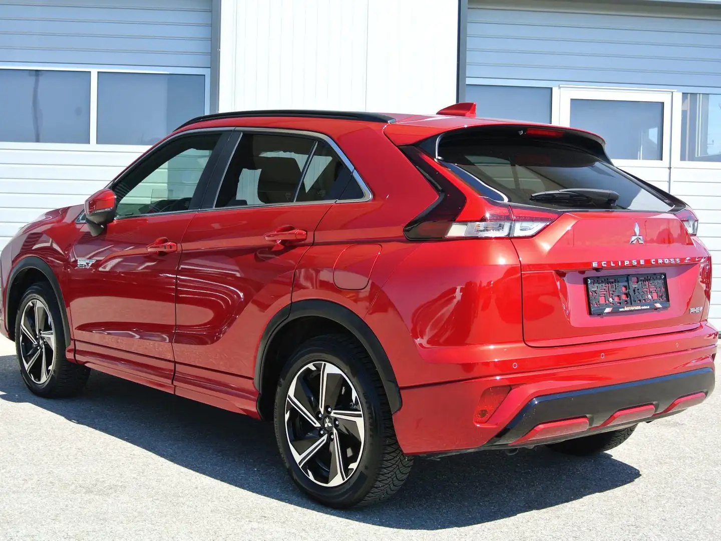 Mitsubishi Eclipse Cross 2.4 PHEV Top Hybrid 4WD Aut. * LEDER *KAMERA * LED Rot - 2