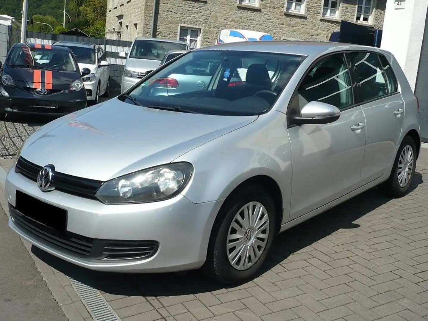 Volkswagen Golf 6 1.6 TDI DPF Klima Navi Euro 5 Silber - 2
