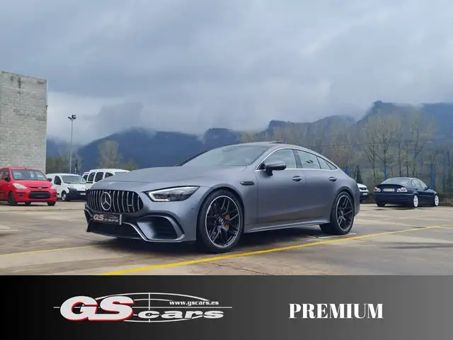 Mercedes-Benz GLE 350 Mercedes-AMG GT 63 S 4MATIC+