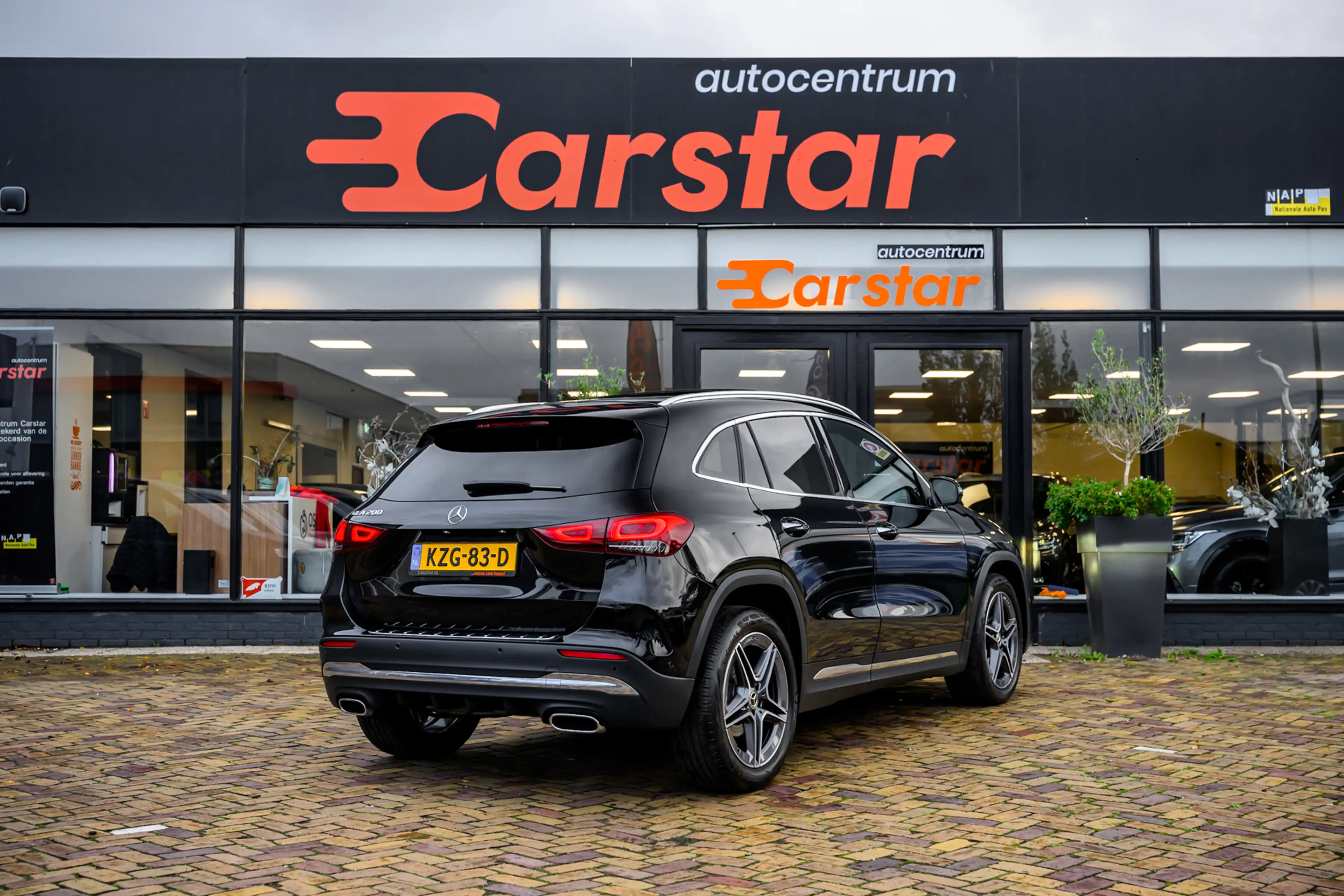 Mercedes-Benz GLA 200 Business Solution AMG|Pano|Navi|Camera — photo 10
