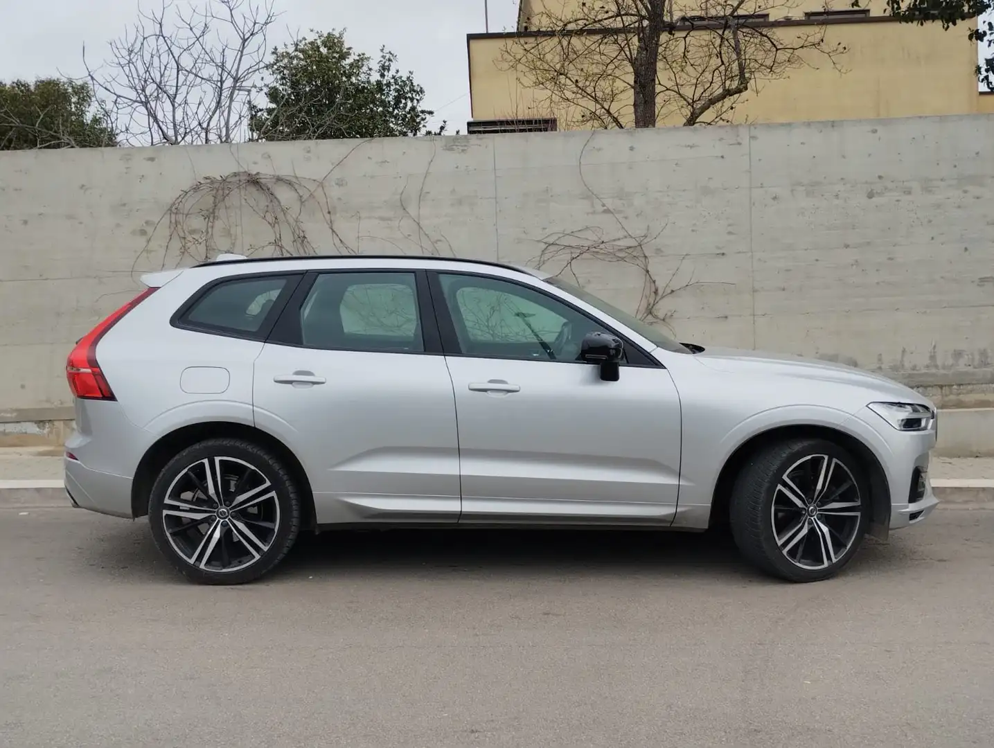 Volvo XC60 XC60 II 2018 2.0 b4 R-design awd auto my20 Argento - 1