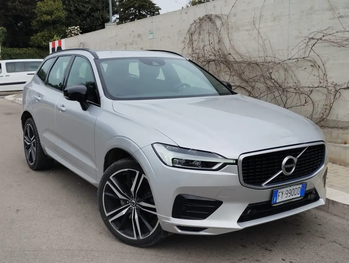 Volvo XC60 XC60 II 2018 2.0 b4 R-design awd auto my20 Argento - 2