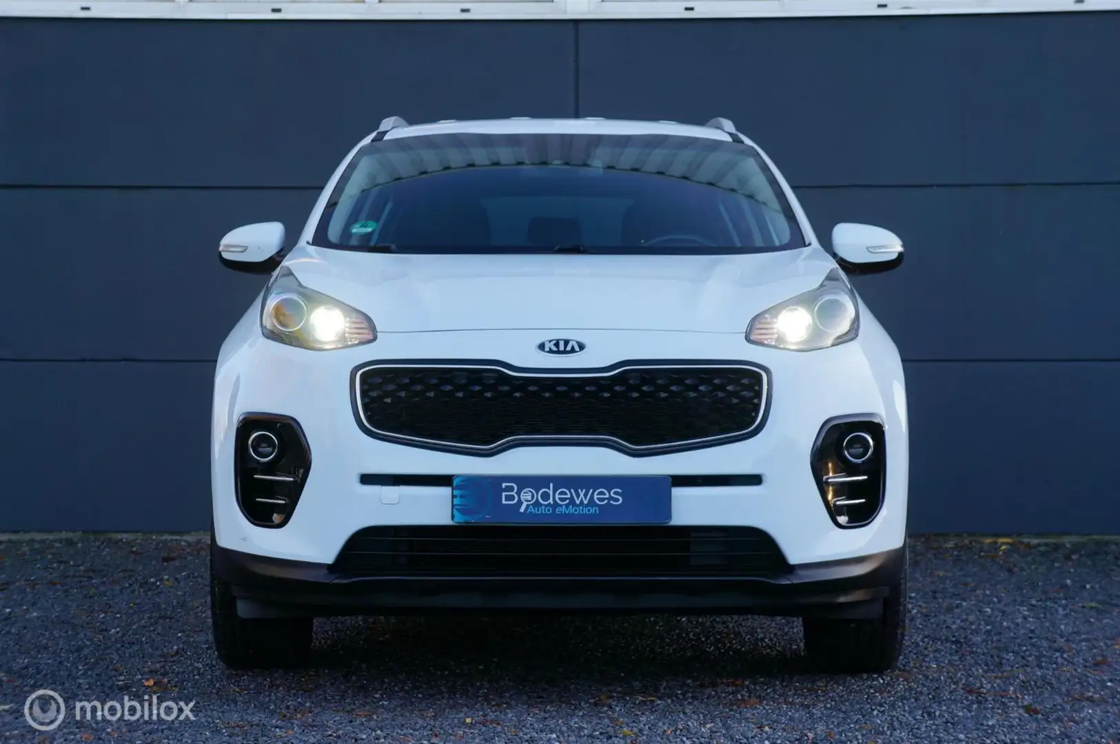 Kia Sportage 1.6 GDI DynamicLine Leder Pakket Navi Cam Apps! Blanc - 2
