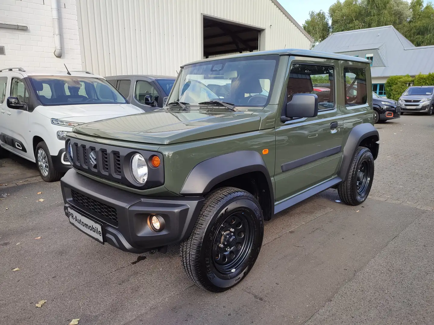 Suzuki Jimny 1.5 ALLGRIP Automatik/Klima/Cam/AHK Vert - 1