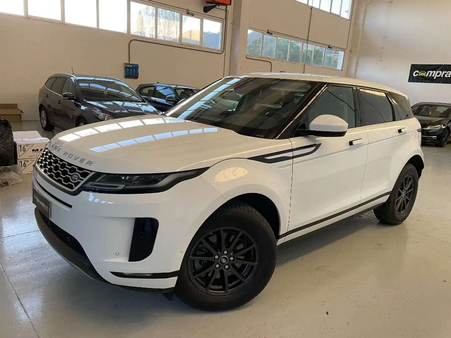 Land Rover Range Rover Evoque 1.5 I3 PHEV AWD Auto Autobiography Wit - 2