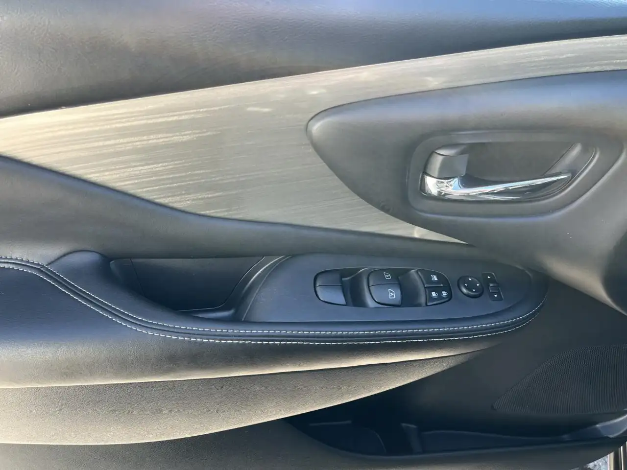 Nissan Murano снимка Nissan Murano