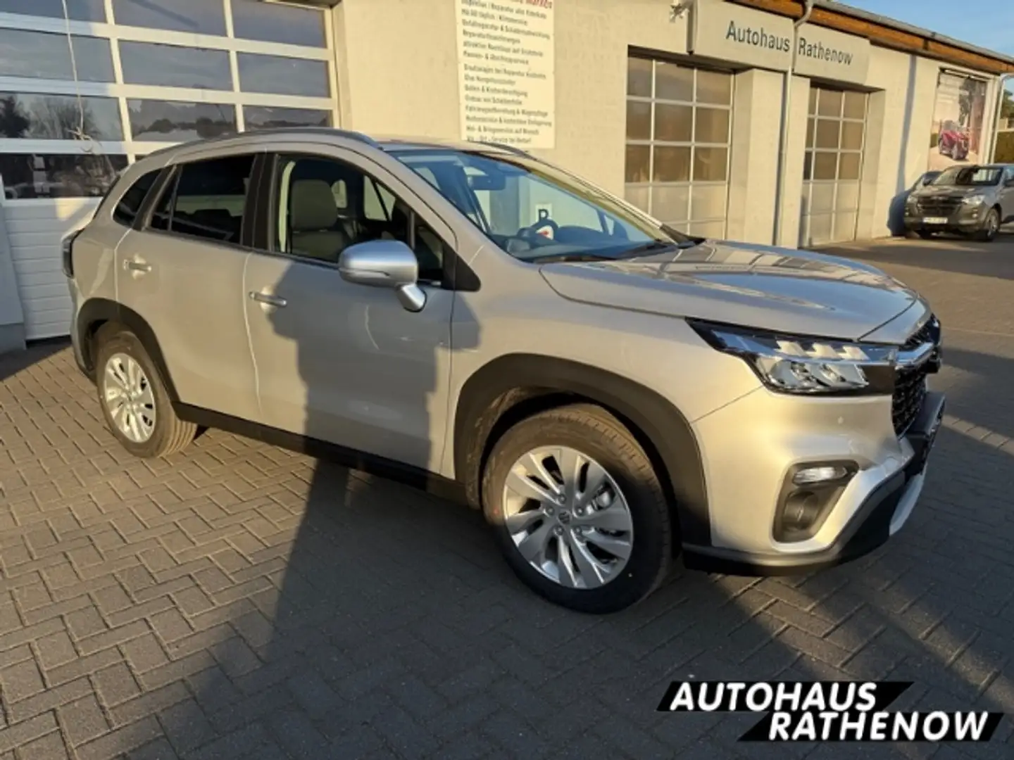 Suzuki SX4 S-Cross Comfort 1.4 Hybrid LED*DAB Sitzh.*Klimaautom*Navi* Silber - 2