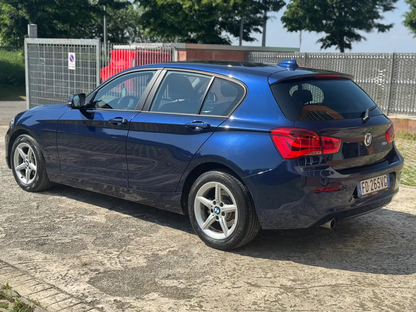 BMW 118 serie 1 (F20) 118d Urban 5p Blauw - 1