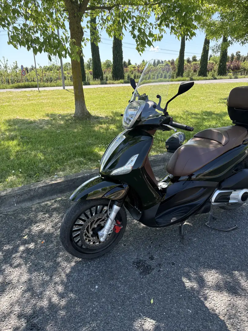 Piaggio Beverly 300 - 2