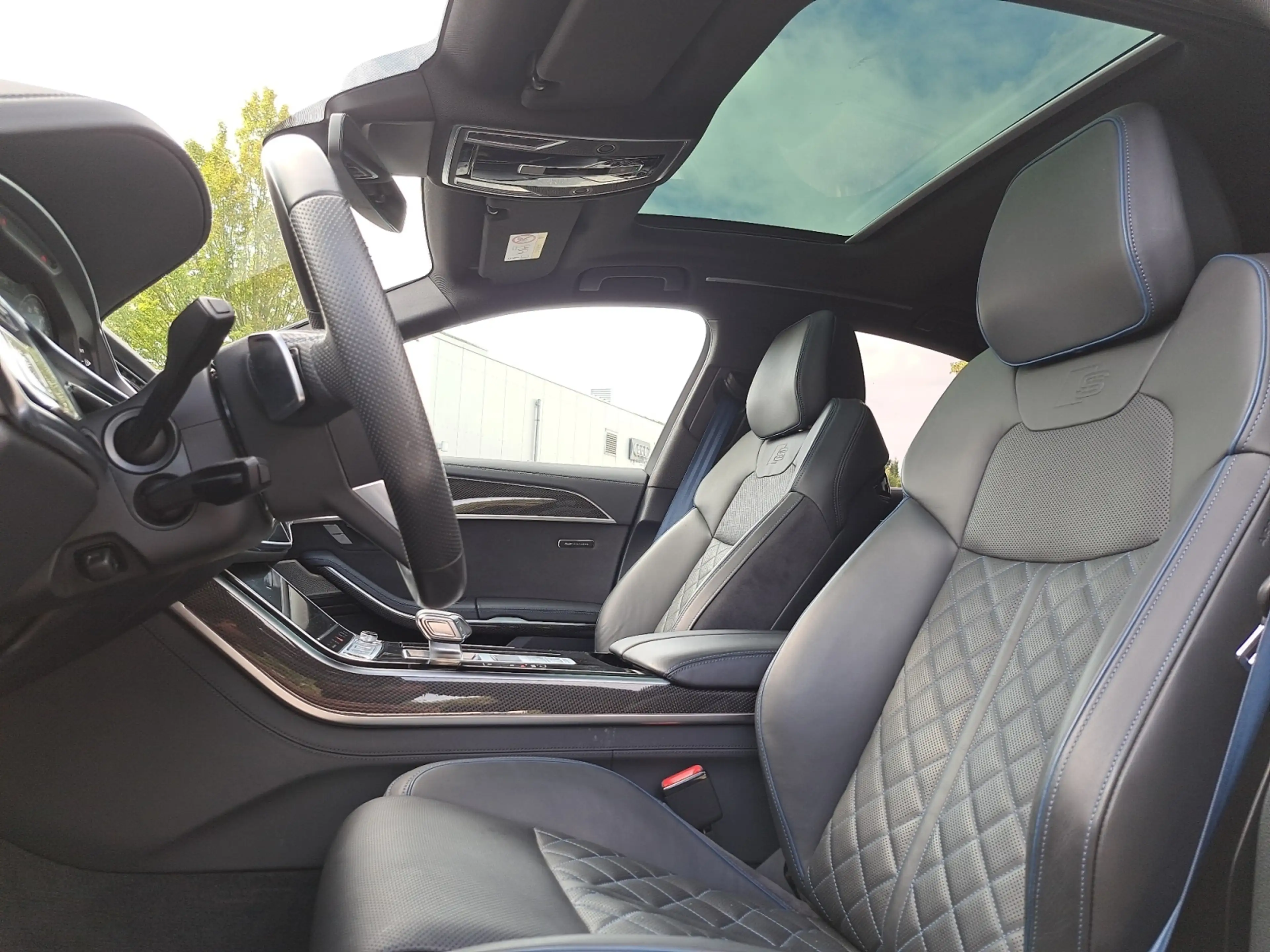 Audi A8 50 TDI quattro tiptr. S line-EX PANO 21" SITZBELÜ — photo 14