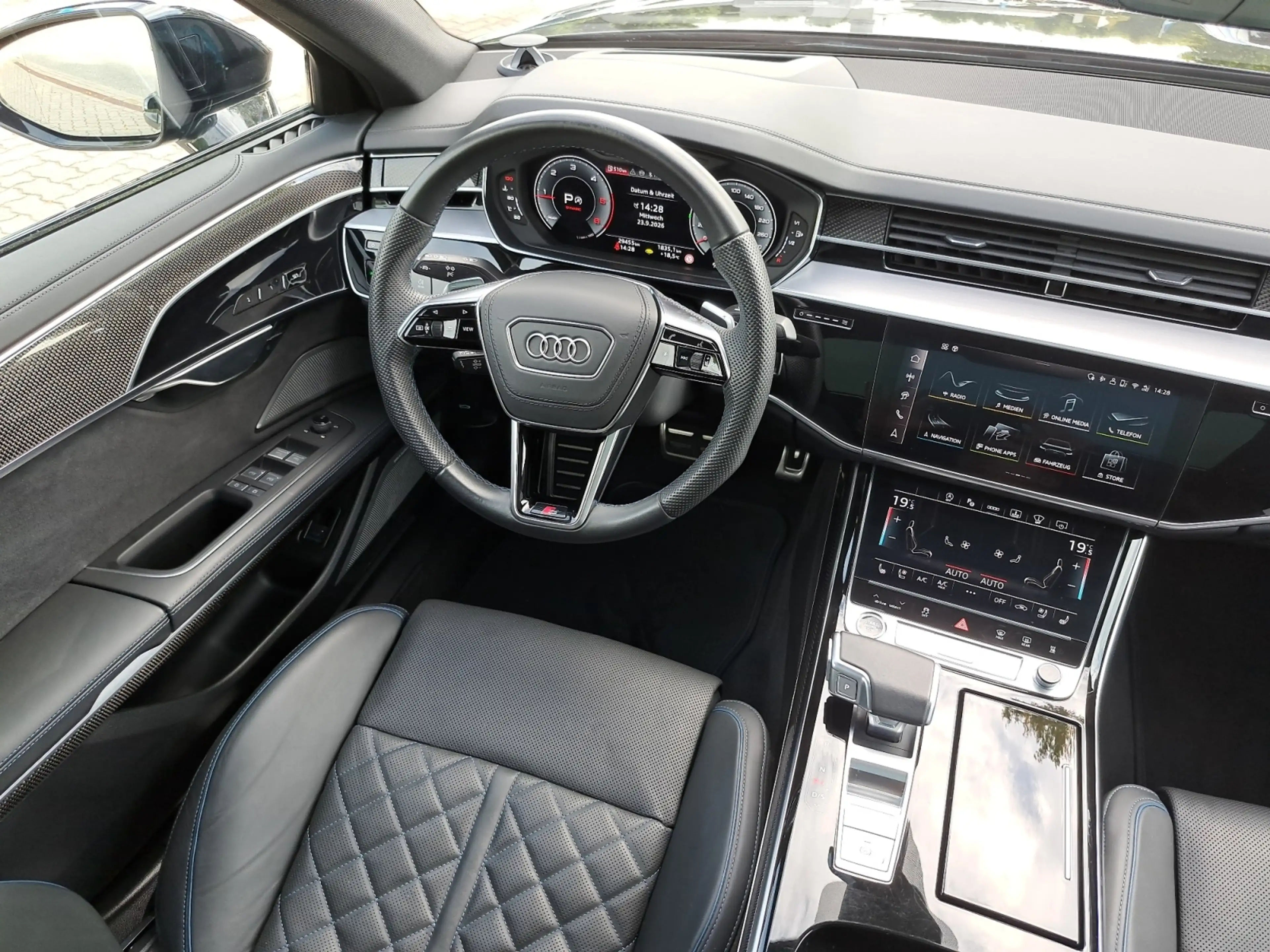 Audi A8 50 TDI quattro tiptr. S line-EX PANO 21" SITZBELÜ — photo 12