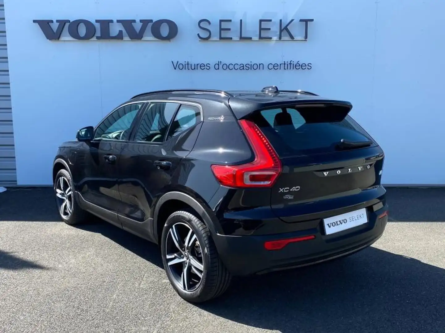 Volvo XC40 T5 Recharge 180 + 82ch R-Design DCT 7 Noir - 2