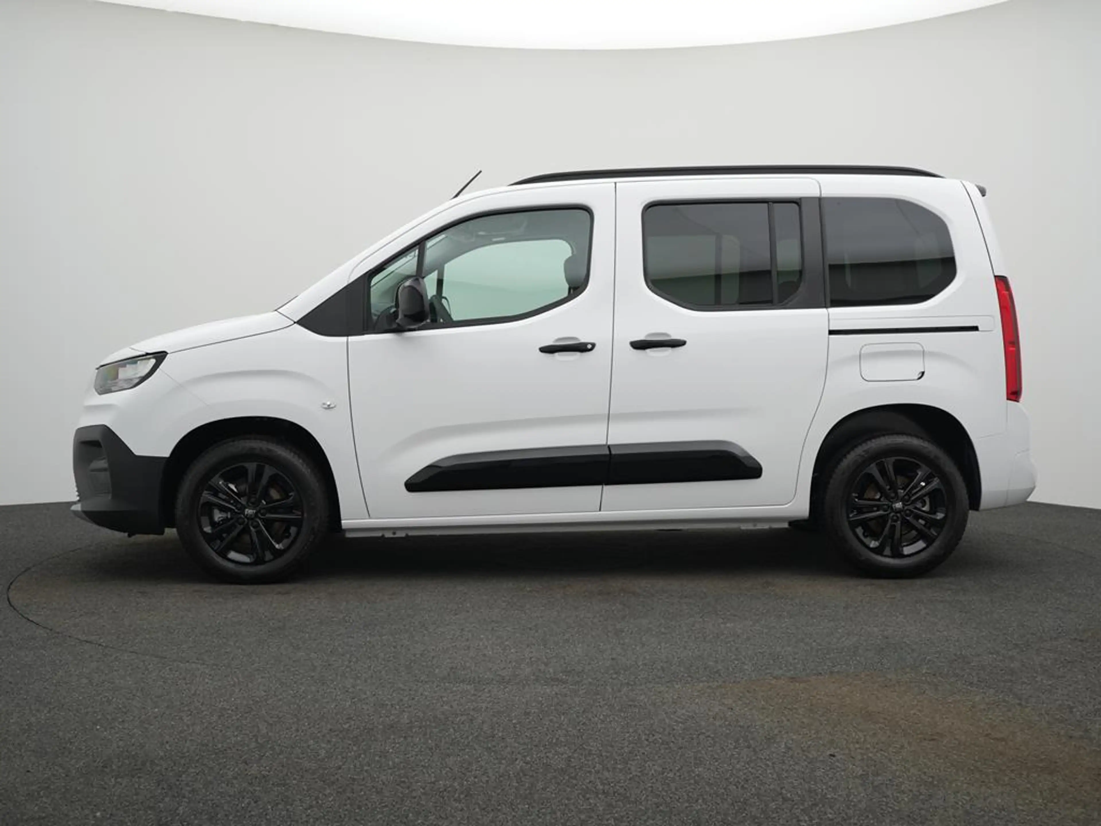 Fiat Qubo L 5-Sitzer ICON — photo 5