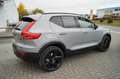 Volvo XC40 B3 Benzin 2WD Plus Black Edition DKG/360° Gris - thumbnail 4