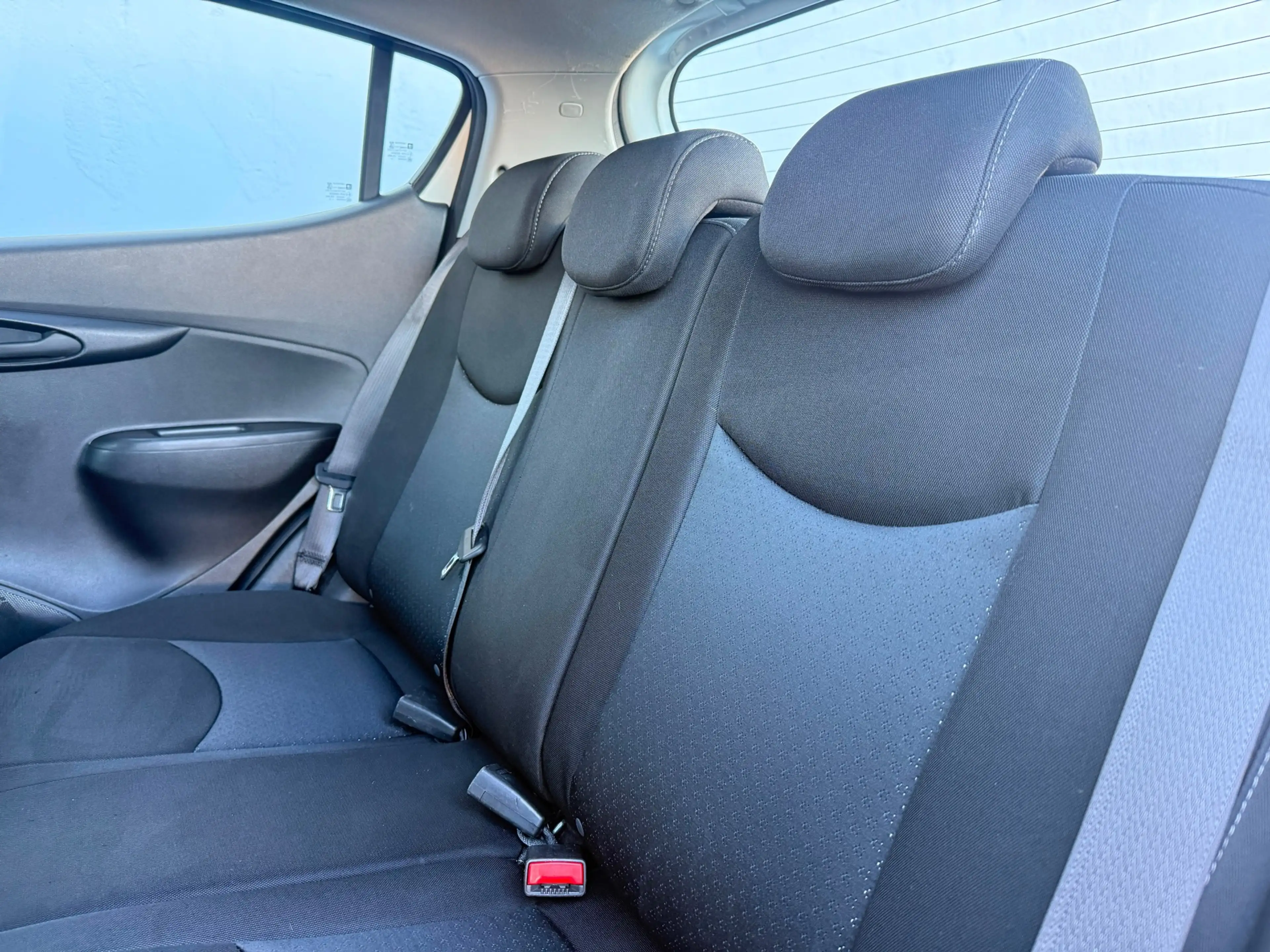 Opel Karl 1.0 ecoFLEX Edition - Carplay - Airco — photo 8