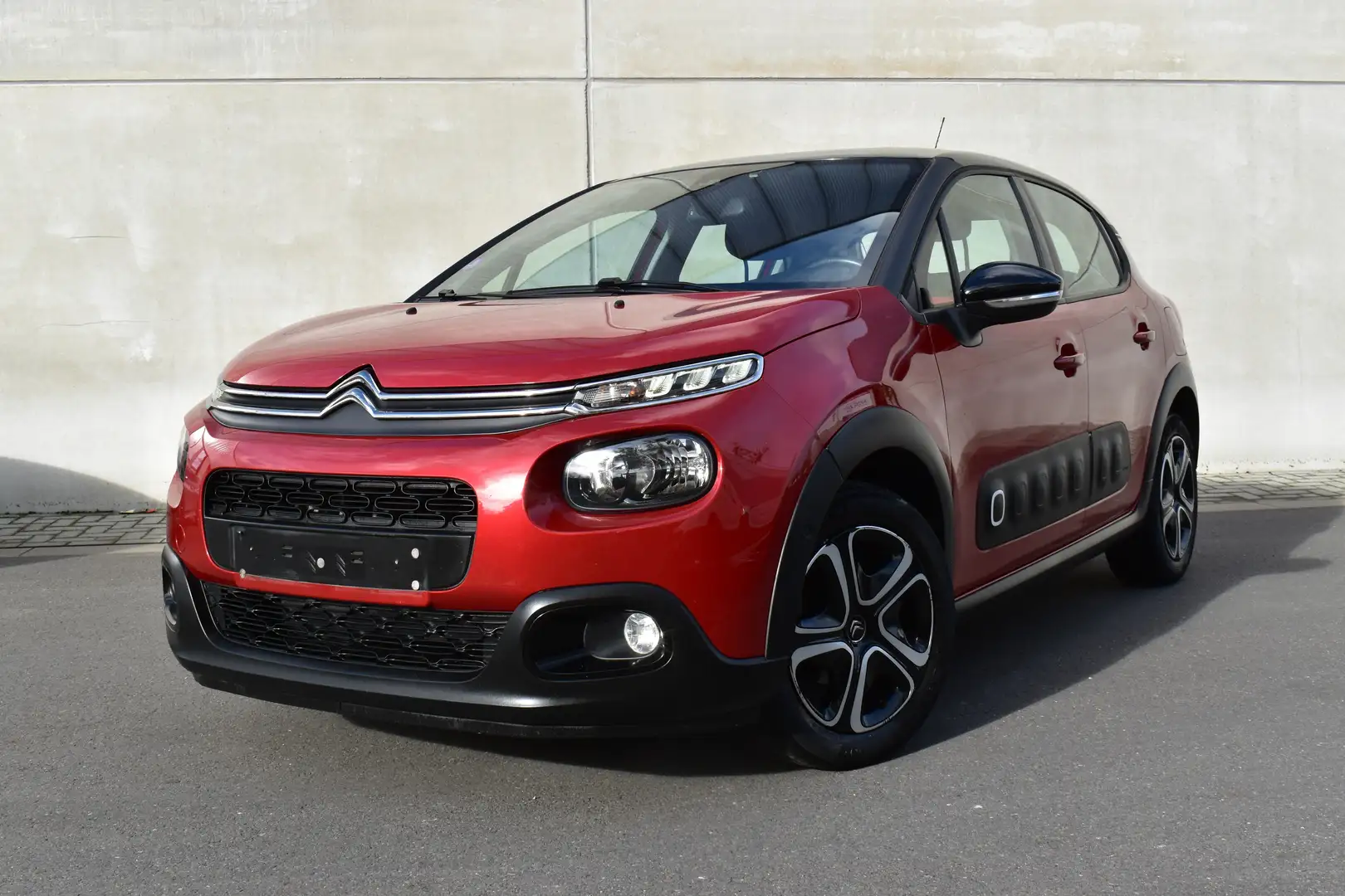 Citroen C3 1.2i Shine *Carnet* New Courroie* 1an de garantie Rood - 1