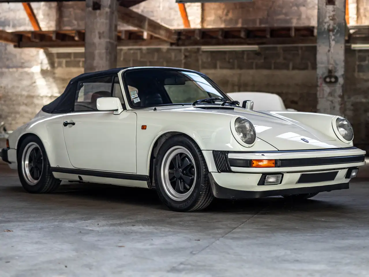 Porsche 911 Cabriolet Carrera, foto 5