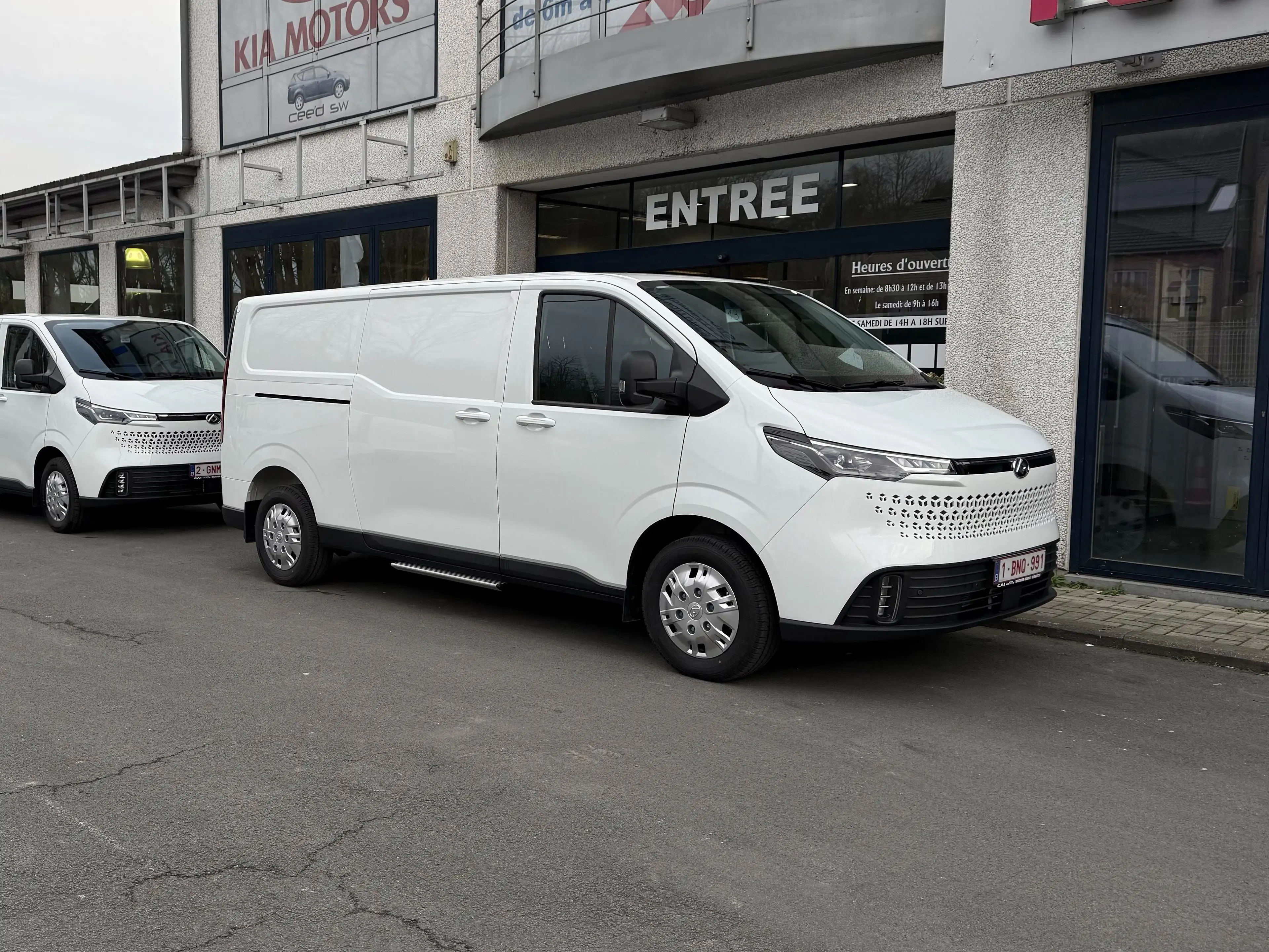 Maxus DELIVER 7 — photo 12