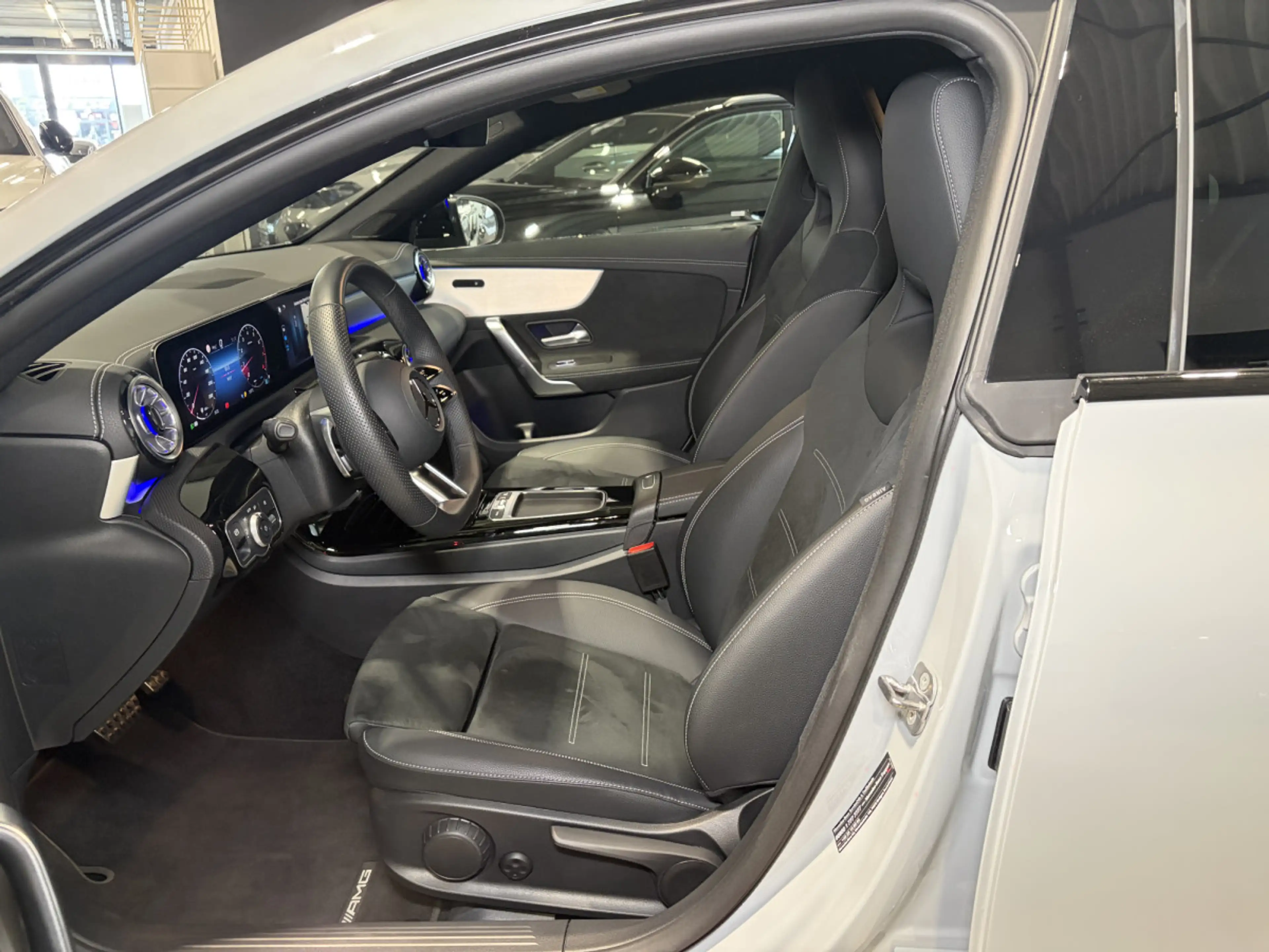 Mercedes-Benz CLA 200 CLA 200 Special Edition/AHK/KAMERA/19'/ — photo 5