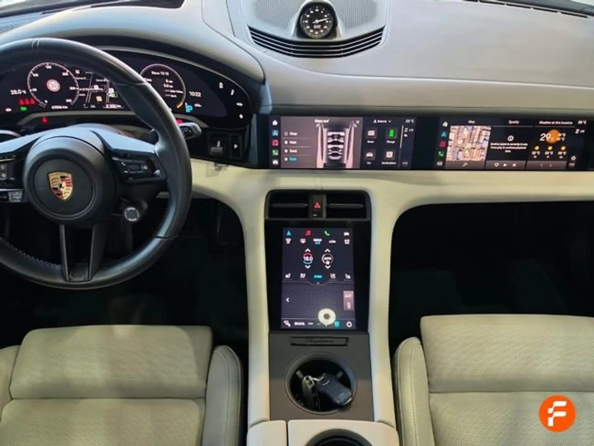 포르쉐 Porsche Taycan 4 2023 회색 사진 8