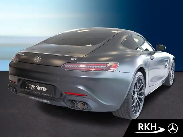 Mercedes-Benz AMG GT view 3
