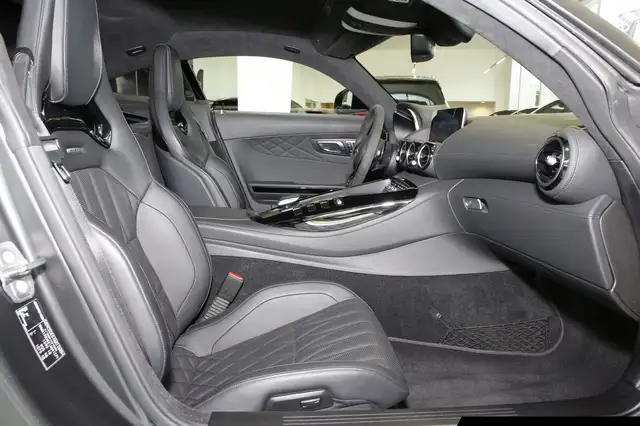 Mercedes-Benz AMG GT view 6