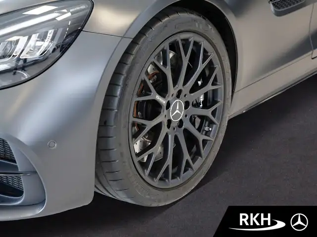 Mercedes-Benz AMG GT view 5