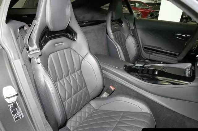 Mercedes-Benz AMG GT view 9