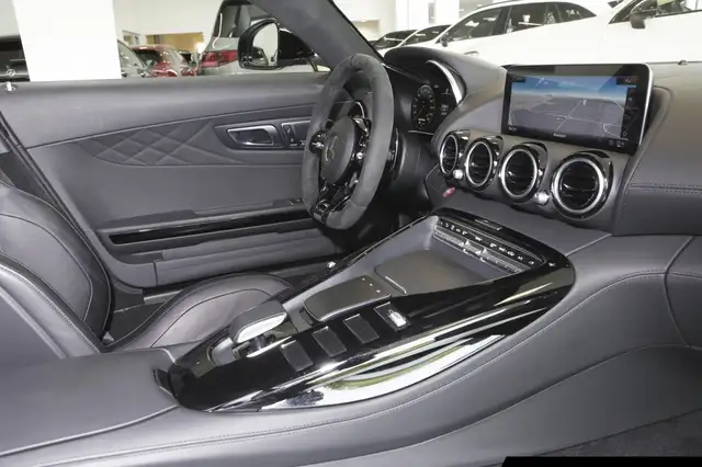 Mercedes-Benz AMG GT view 8