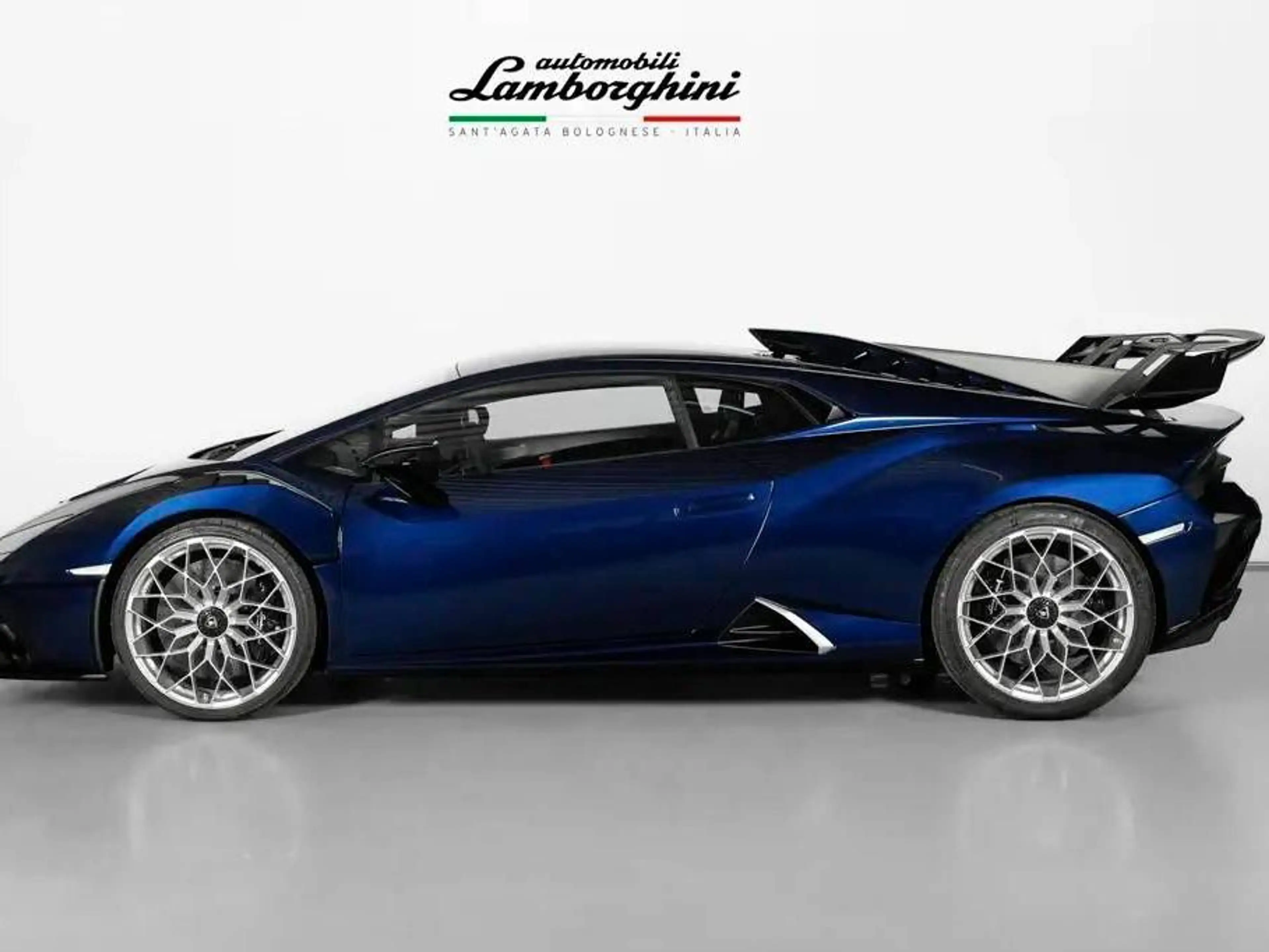 Lamborghini Huracán Huracan 5.2i V10 LP640-2 STO - Blu Astraeus — photo 4