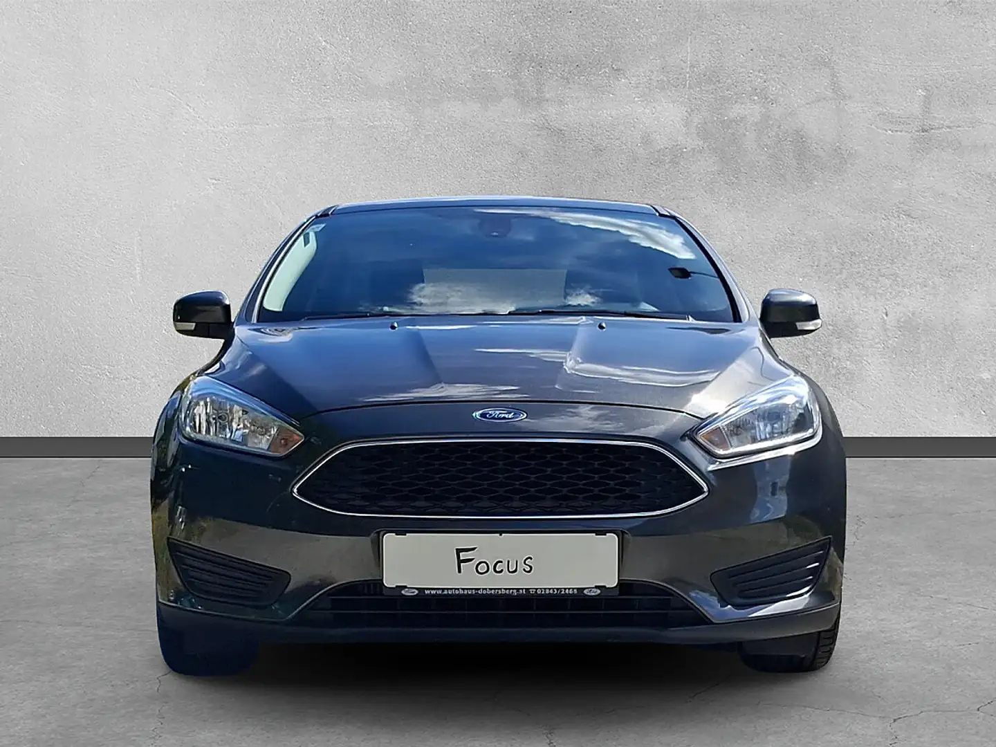 Ford Focus 1,0 EcoBoost Trend Grau - 2