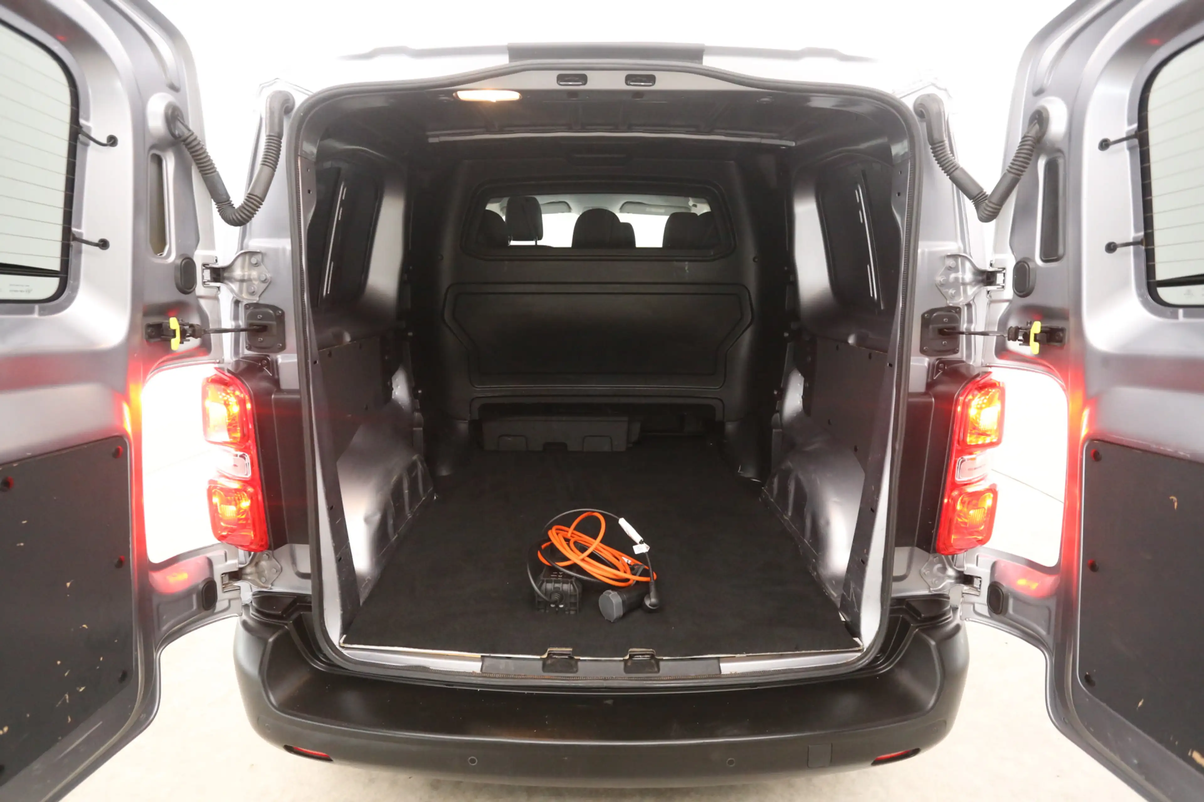 Opel Vivaro Elektrisch 75 kWh L2H1 | Snelladen | SOH 93% | DC — photo 8
