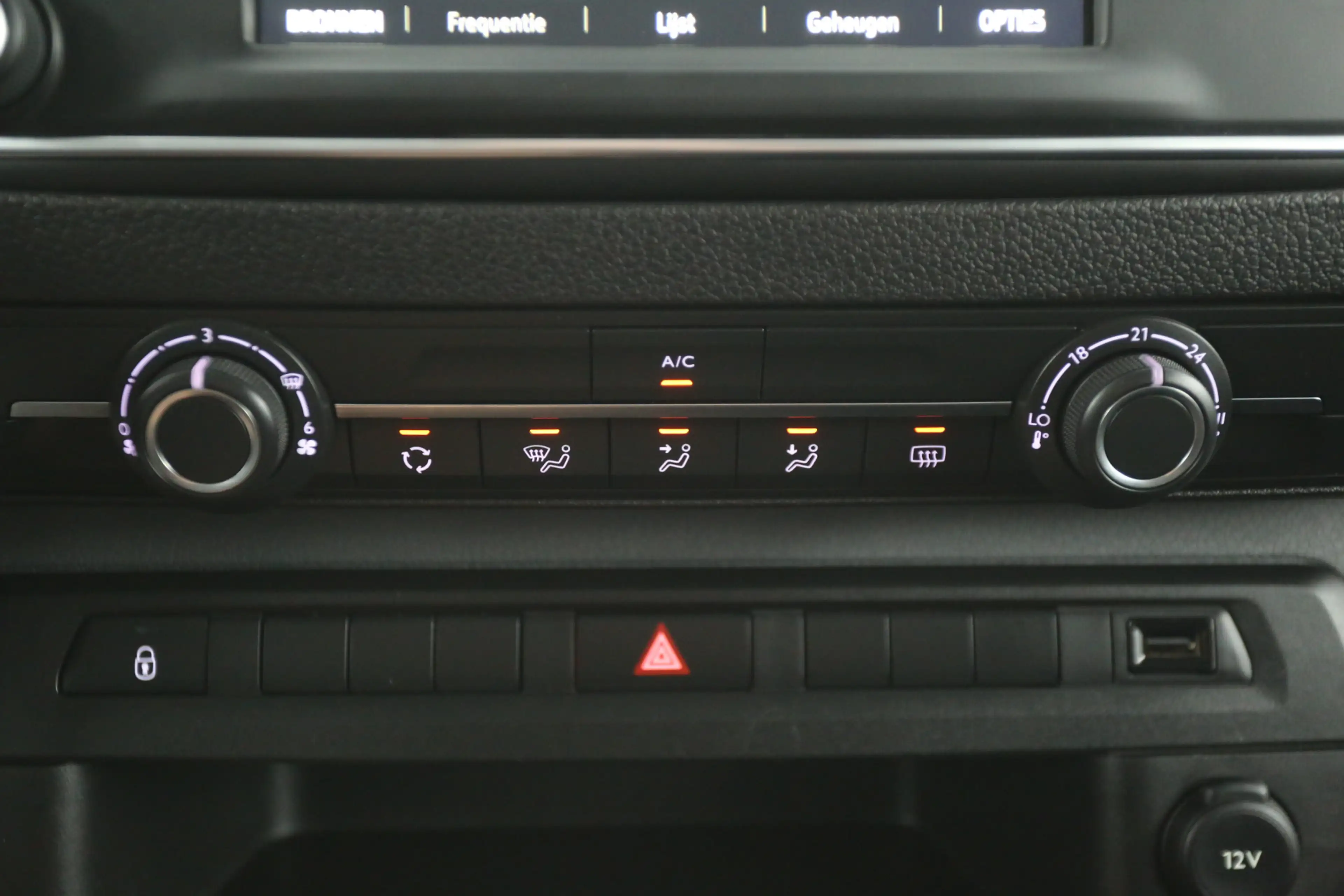 Opel Vivaro Elektrisch 75 kWh L2H1 | Snelladen | SOH 93% | DC — photo 18