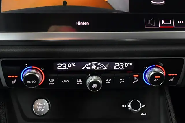 Audi Q3 view 7
