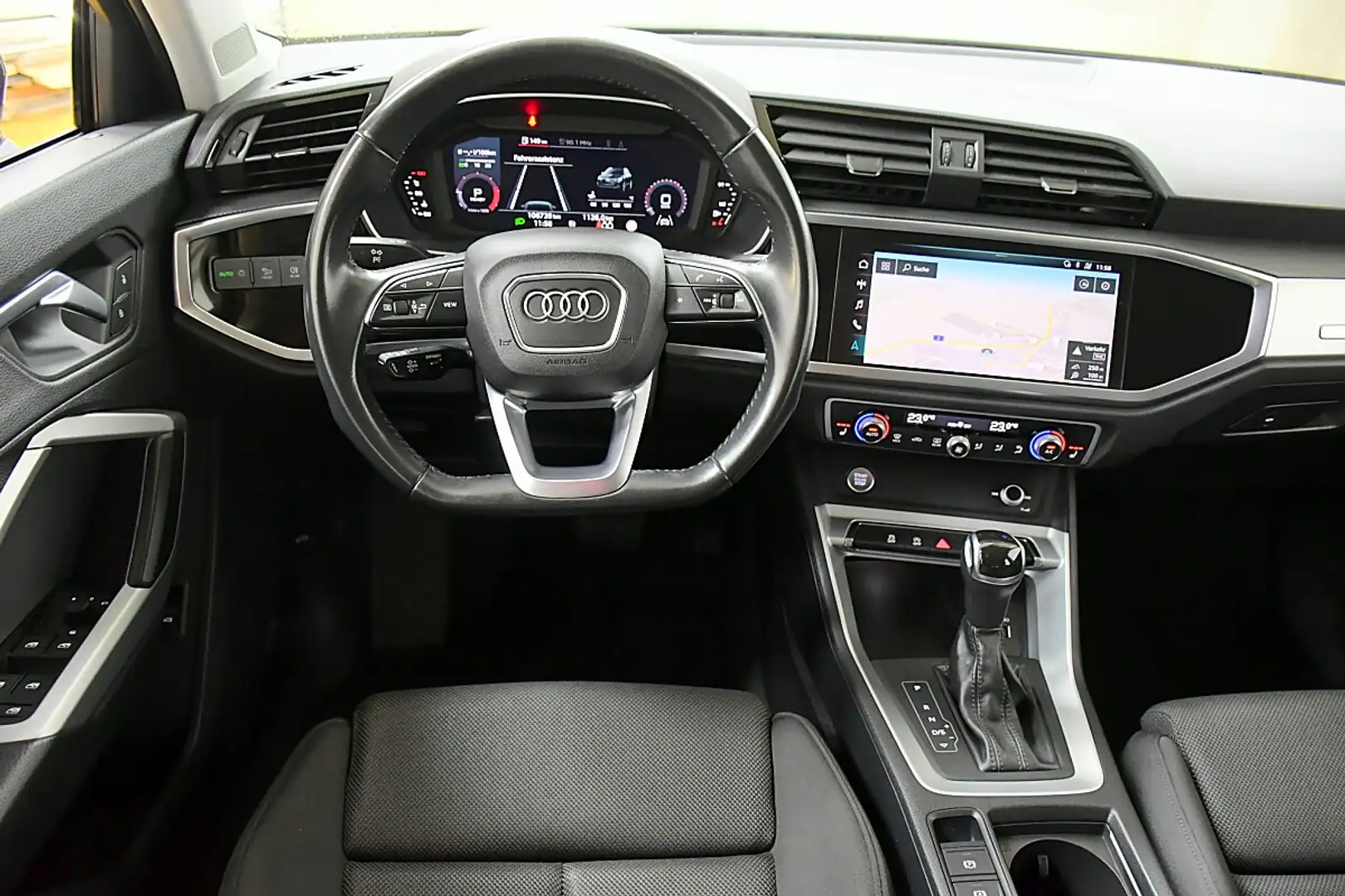 Audi Q3 35 TDI S-tronic Grau - 2