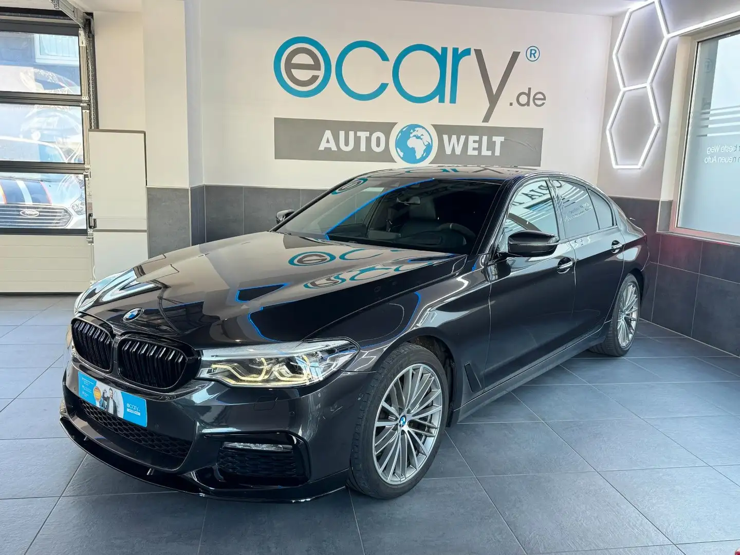 BMW 520 Baureihe*Head-Up*LED*Kamera*Navi*Leder*Tempo Grigio - 1