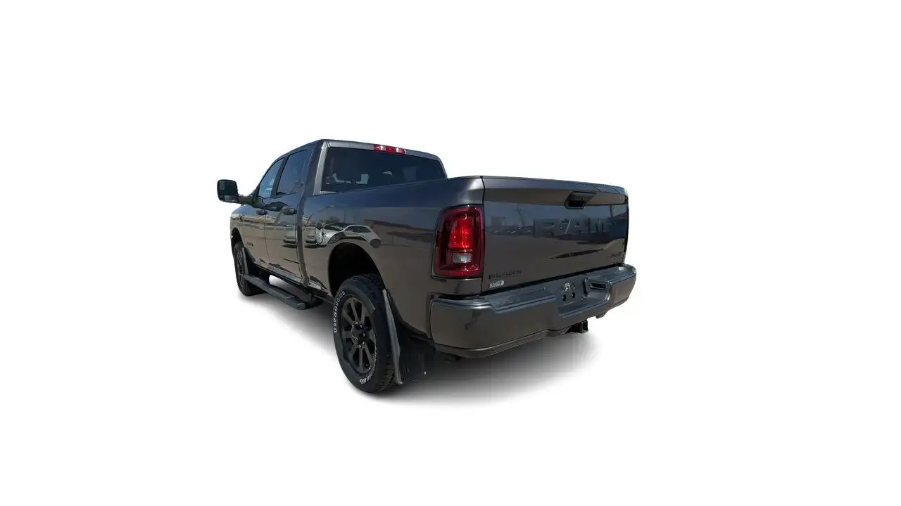 RAM 3500 снимка RAM 3500