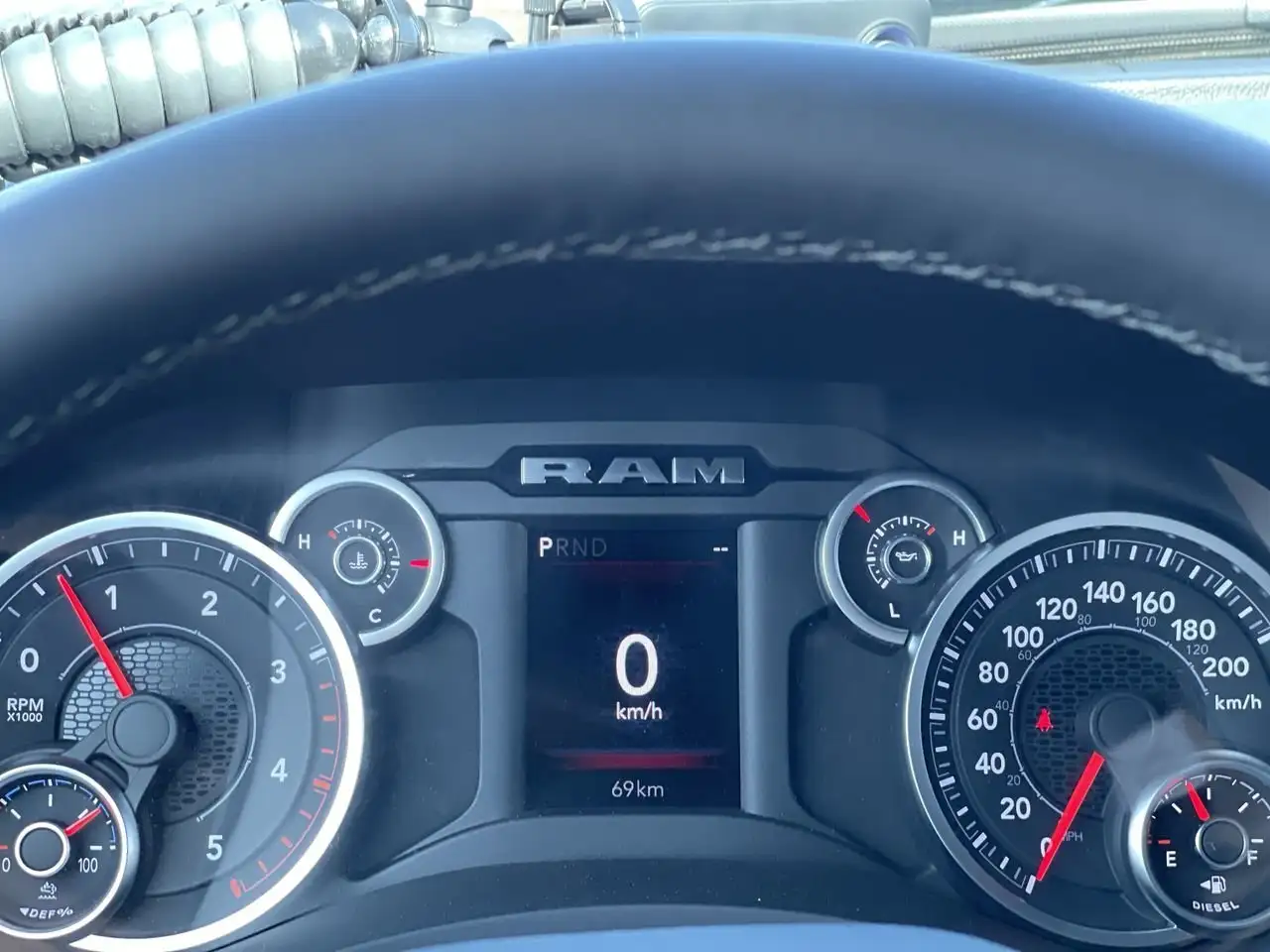RAM 3500 снимка RAM 3500