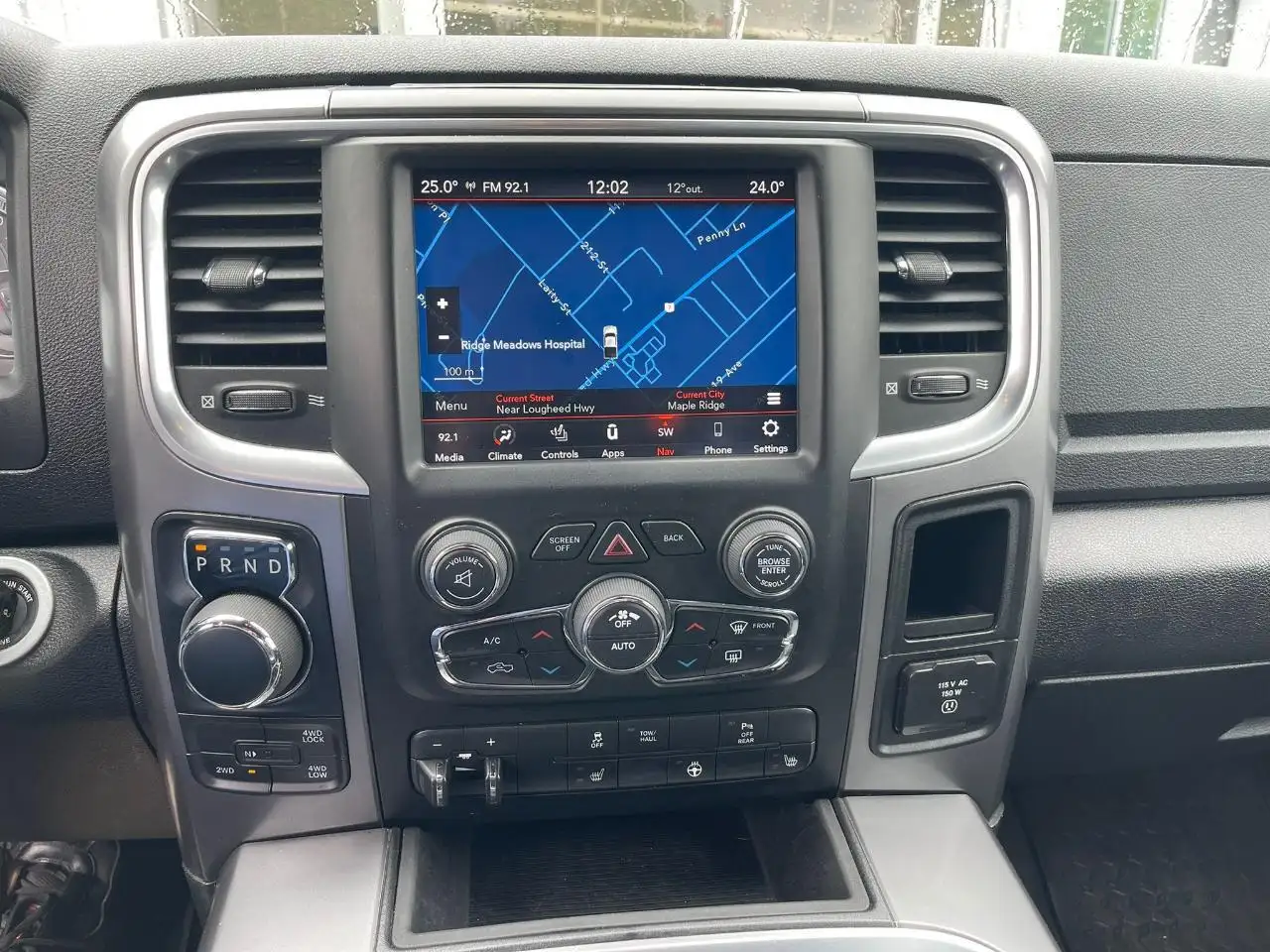 RAM 1500 снимка RAM 1500