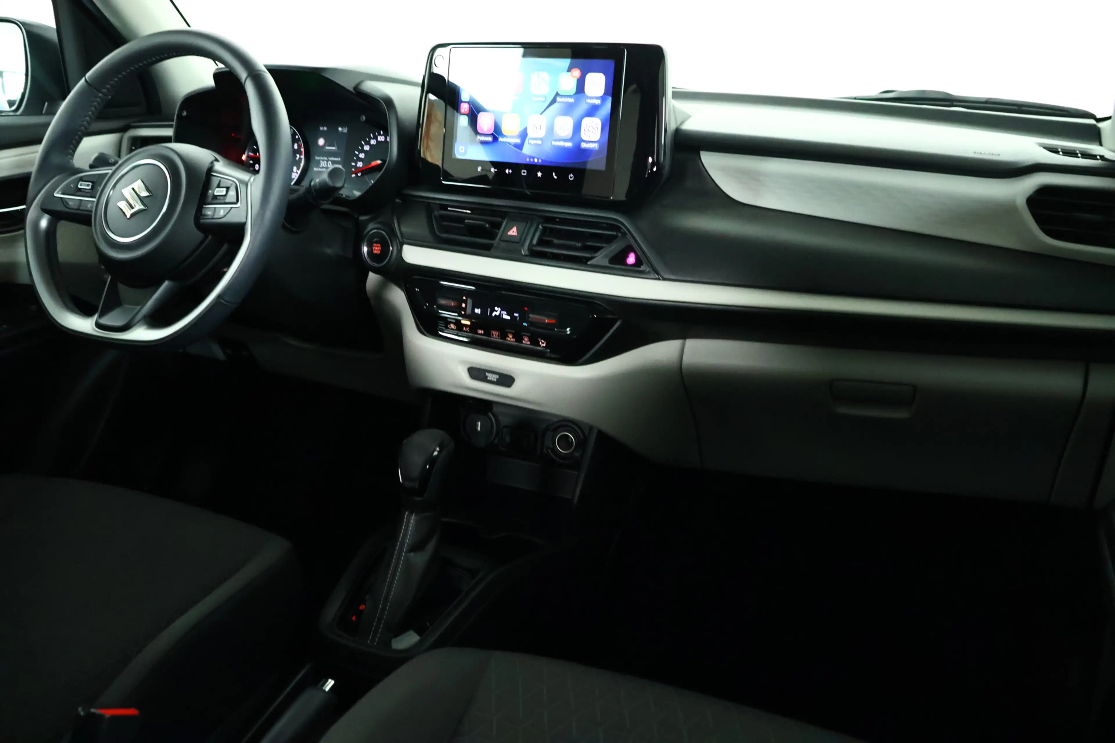 Suzuki Swift 1.2 Style Smart Hybrid Navi / ACC / CarPlay / Auto — photo 7