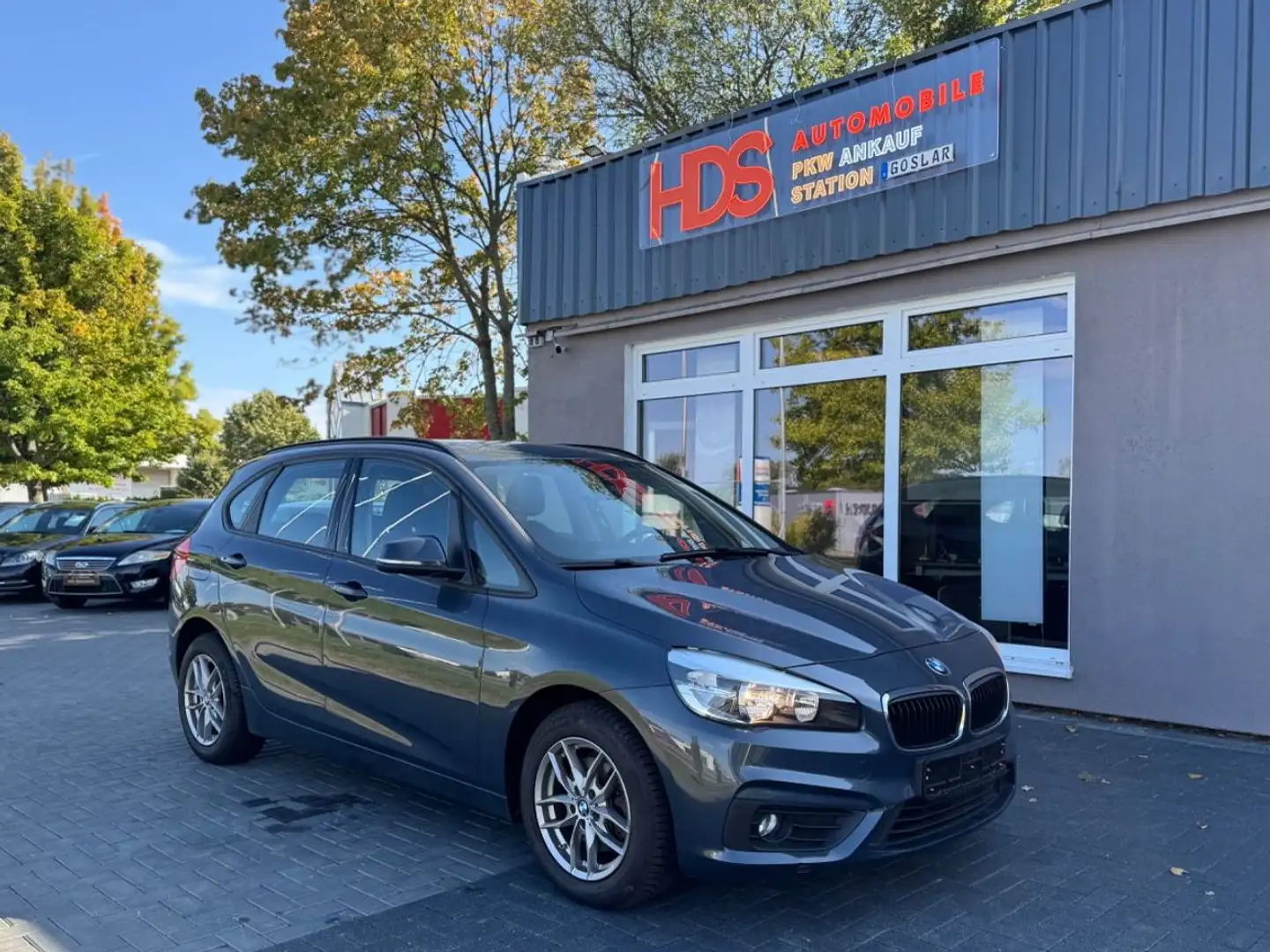 BMW 218 Baureihe 2 Active Tourer 218 i Advantage Grigio - 1