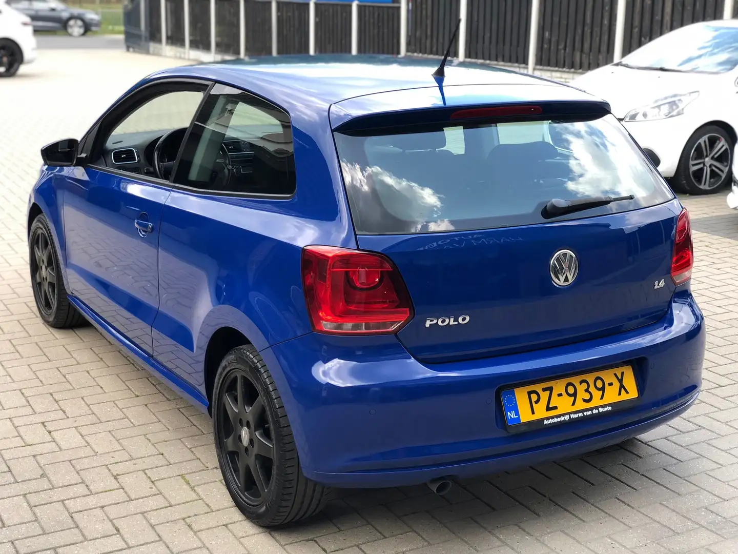 Volkswagen Polo 1.4-16V Trendline AIRCO PDC ELEKTR PAKKET SPORTVEL Blu/Azzurro - 2