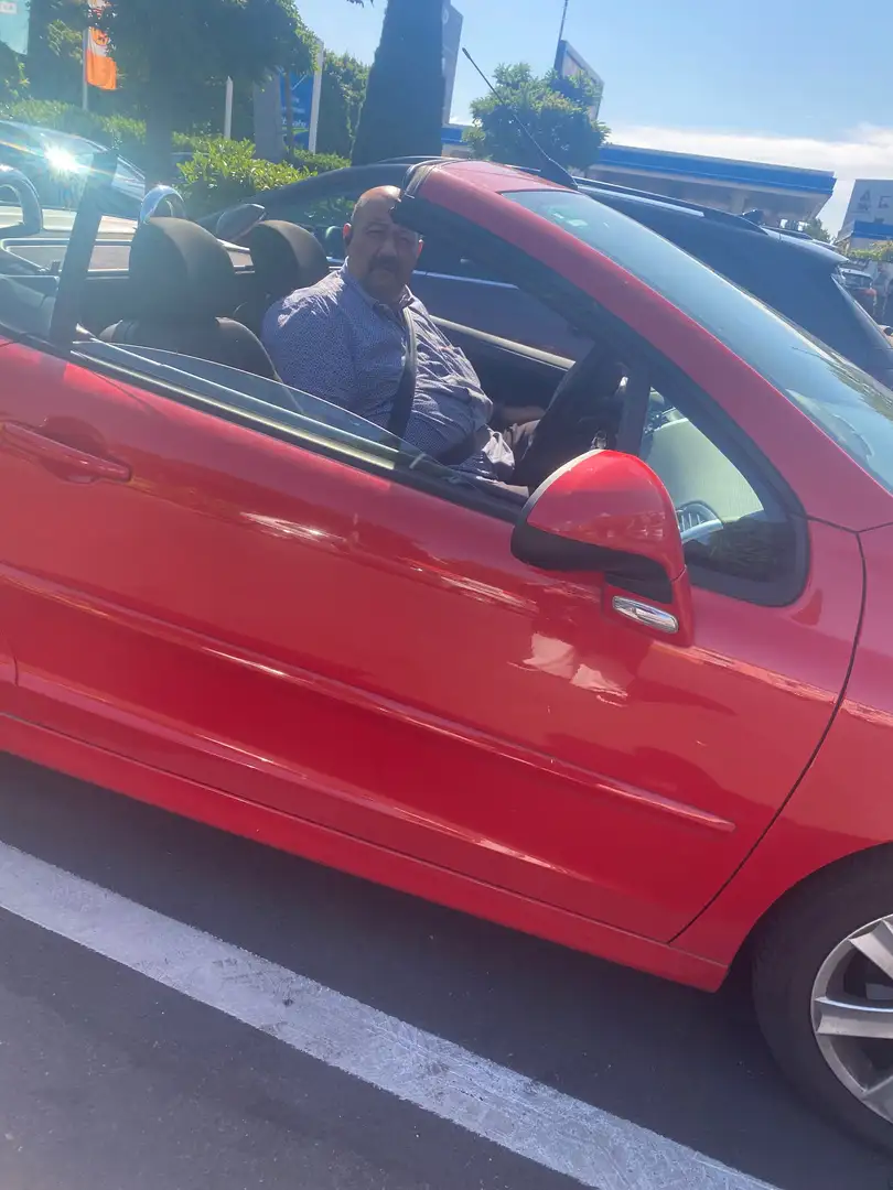 Peugeot Sonstige 2009 Rot - 2