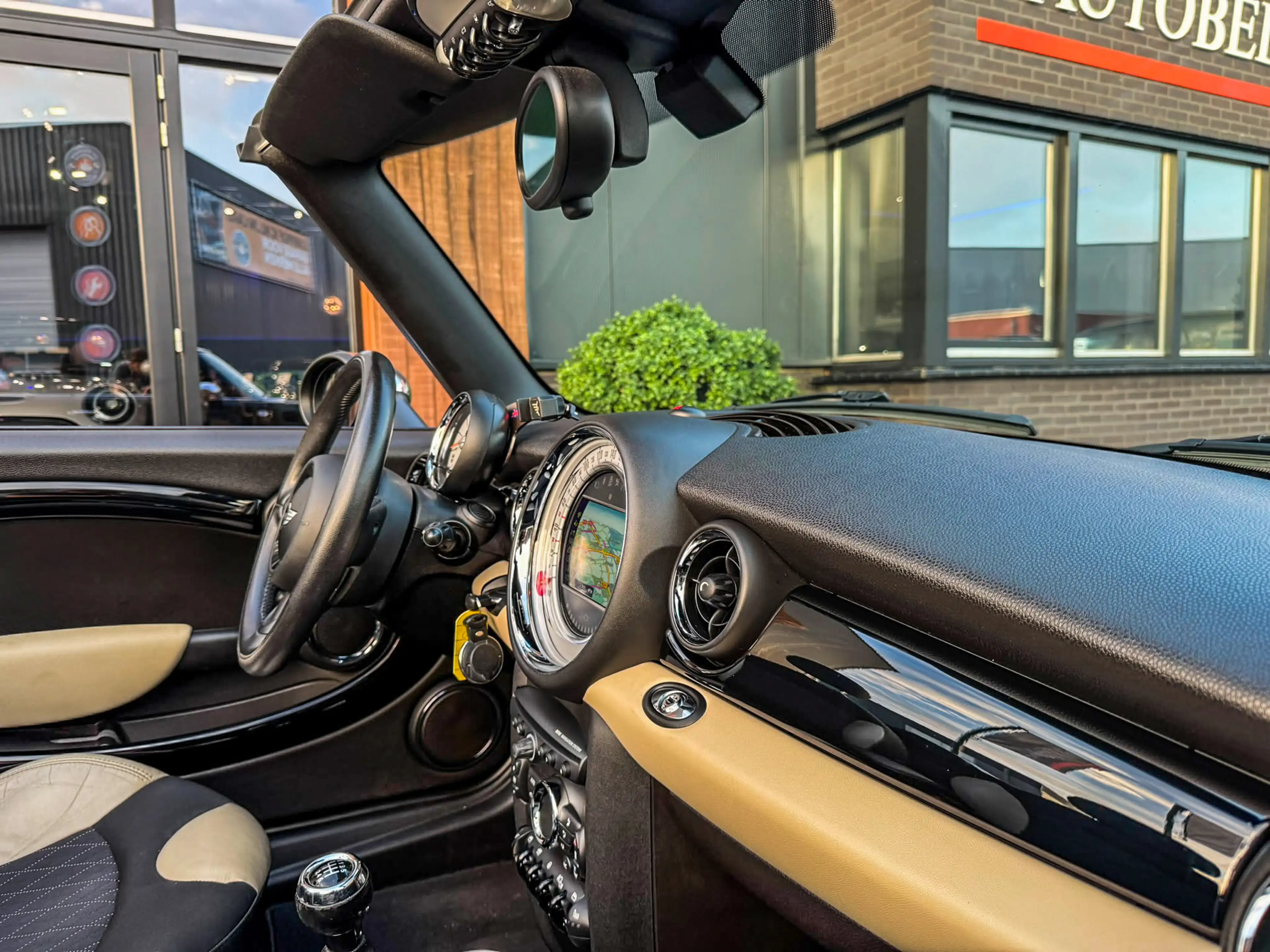 MINI Cooper Cabrio 1.6 Chili 122pk/Navi/Xenon/Half leer/17" S topstaa — photo 2