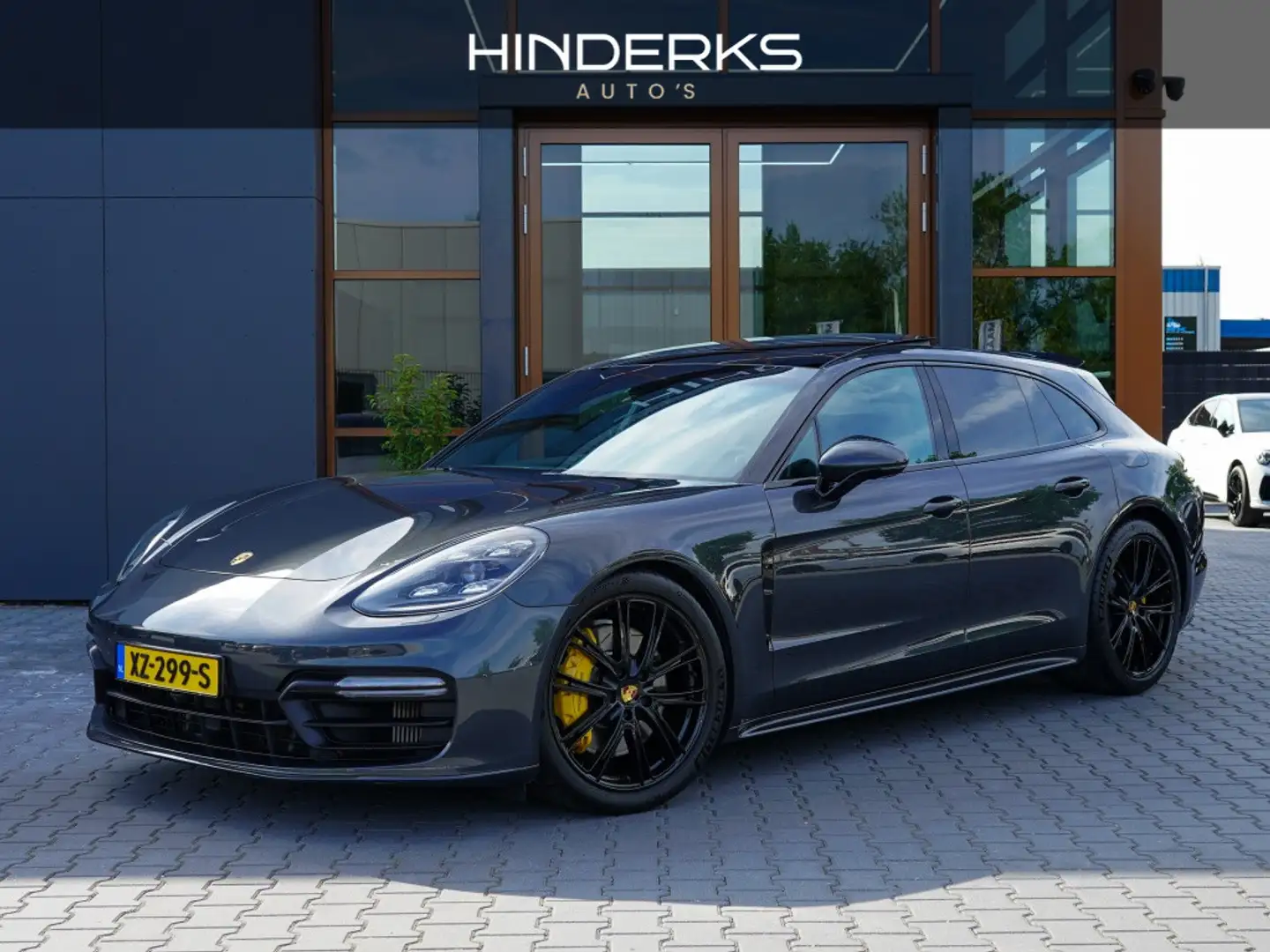 Porsche Panamera Sport Turismo 2.9 4 E-Hybrid | Pano | Bose | Soft Grijs - 1
